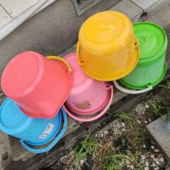 8月中に捨てます‼️ バケツ 5個 の画像