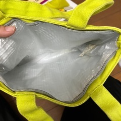 ステンレス真空構造　保温弁当箱の画像