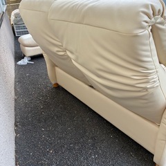 リクライニングソファー オットマン付きの画像