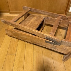 アンティーク家具の画像