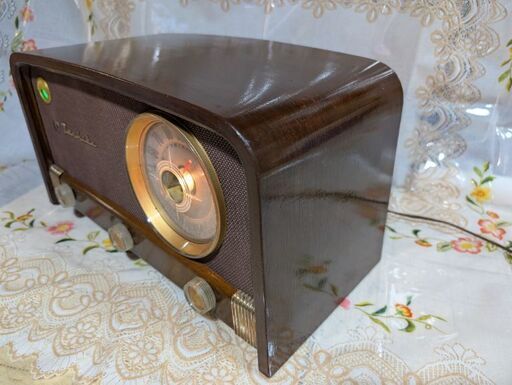 マツダうぐいすGS 昭和レトロ 真空管ラジオ　マジックアイ付 TOSHIBA 東芝 マツダ うぐいすGS 真空管ラジオ 1955年