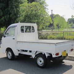 車検Ｒ８年４月１５日　ハイゼットトラック　後期型　【超希少４ＷＤ　オートマ】　軽トラ　軽トラックの画像