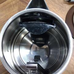 989 DELONGHI 電気ポットの画像