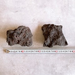 【着払い可】高濾過溶岩石 (国産溶岩石) 多孔質 XXLサイズ 2個の画像