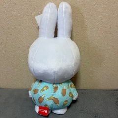 ミッフィー　巨大ぬいぐるみの画像
