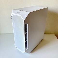 新品ケースのデスクトップパソコンお譲りします｡の画像