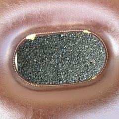 有孔フタ付きマッサージベッド 茶色の画像