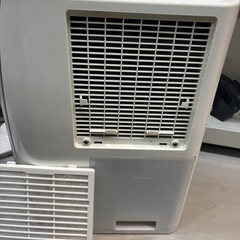 【衣類乾燥除湿機】【コロナ】クリーニング済み【管理番号12008】野の画像