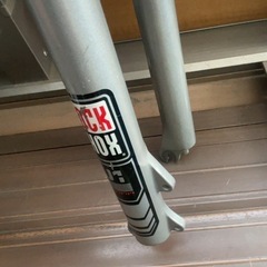 rockshox フォーク マウンテンバイクmtb ロックショックス フロントフォーク サスペンションの画像