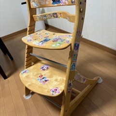 子供用 ダイニングチェアの画像