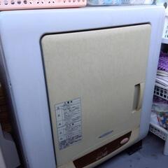 衣類乾燥機の画像