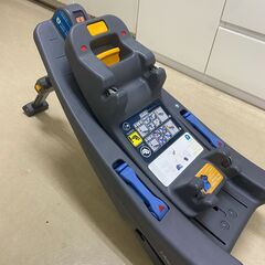 チャイルドシート、取付用ベース、ベビーカーの画像