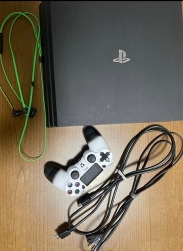 プレイステーション PS4 PRO 1TB CUH-7200B
