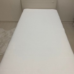 【美品】ニトリ シングルベッド（引き出し収納付き）＋マットレス セット／定価約6万円相当の画像
