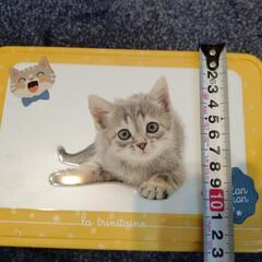 猫の缶の画像