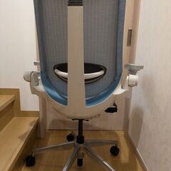 【亀有駅から10分】イトーキ アクトチェア ランバーサポート 4D可動肘 メッシュ 2019年製の画像