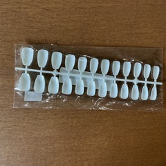 ネイルチップ💅 ネイル初心者にも必見🔰 付け爪 短め シンプル 白 ホワイトの画像