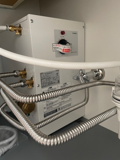 【未使用】TOTO ミニキッチン 幅120cm イトミック温水器付き　説明書あり 未使用】TOTO ミニキッチン 幅120cm イトミック温水器付き 説明書あり