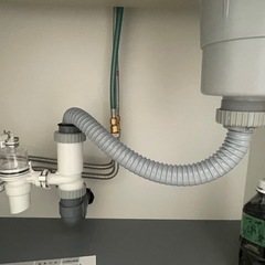 【未使用】ミニキッチン（TOTO水栓＋イトミック温水器付）10,000円／8月21日限定の画像