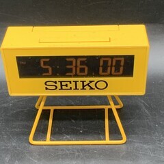 I349　SEIKO セイコー SQ815Y ミニスポーツタイマークロック 置時計 デジタル 電池式 イエロー　可動品の画像