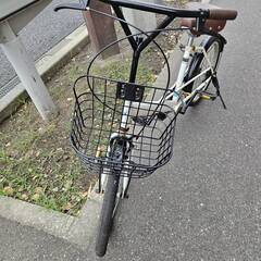 リサイクルショップどりーむ荒田店 No448　自転車　シティサイクル　20インチ　ホワイト　エコチャリNo22041Uの画像