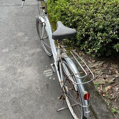 自転車　No.405　ホワイト　24インチ　LEDライト　※カゴなし　【リサイクルショップどりーむ天保山】の画像