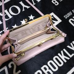 財布機能付きショルダーバッグの画像