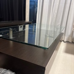 リビングテーブルの画像