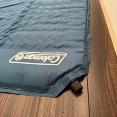 Coleman 寝袋2枚とエアーマット2枚の2セットの画像