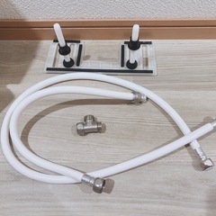 2022年製✨TOSHIBAウォシュレット省エネ温水洗浄便座 貯湯式の画像