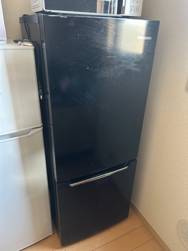 【hisense 冷蔵庫（150L収容）】　中古　美品　『引き取り限定』 ◇引き取り限定◇2018年製Hisense(ハイセンス)」の150Lの冷凍冷蔵庫