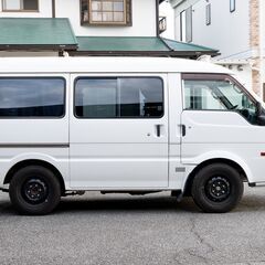 マツダ ボンゴバン ハイルーフ H28年式 後期 AT5速 車検満タン 個人 スタッドレス付き Tチェーンの画像