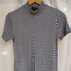 REVLON ハイネック　Tシャツの画像