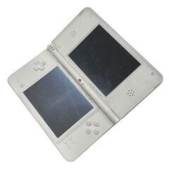 186000 ジャンク品 任天堂 ／ Nintendo ニンテンドー ニンテンドーDS NintendoDSi LL UTL-001  ホワイト 本体 [250527HM090139]の画像