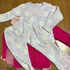 子供服　女の子　120と130 の画像