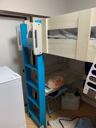 デスク付きロフト型ベッド　シングル