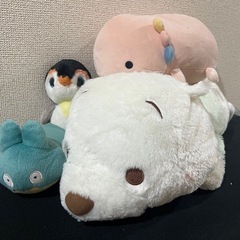 【値下げしました】ぬいぐるみ9個セット＋フィギュアの画像