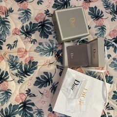 DIORの画像