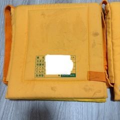 防災頭巾座布団２つセットの画像
