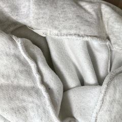 GU スウェットパーカ　メンズXLの画像