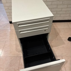 スチールワゴン②の画像