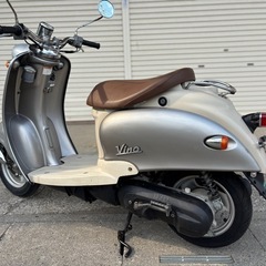 ⭐️走行少❗️ビーノ爆速・初期型2ストモデル⭐️バッテリ・シート・タイヤ・プラグなど新品交換⭐️50cc原付オートバイ⭐️の画像