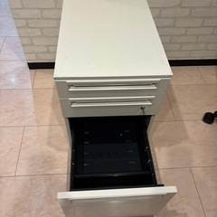 スチールワゴン④の画像