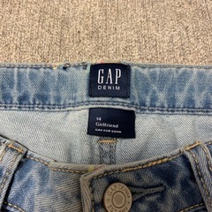 【新品同様】GAP レインボー柄 ライトウォッシュデニムの画像