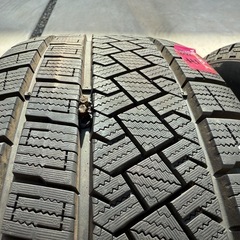 ピレリ　ホイール付きスタッドレスタイヤ　205/60R16 4本セット　2022の画像