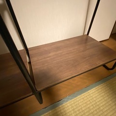 お譲り先決まりました【無料】棚付きハンガーラックの画像