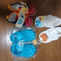 子供シューズの画像