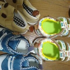 子供シューズの画像