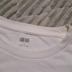 UNIQLO長袖Tシャツ　白の画像