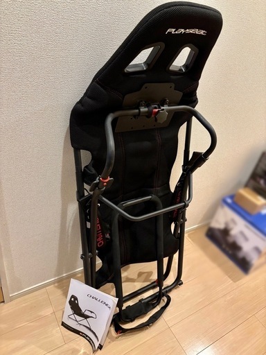 Playseat Challenge 折りたたみコックピ